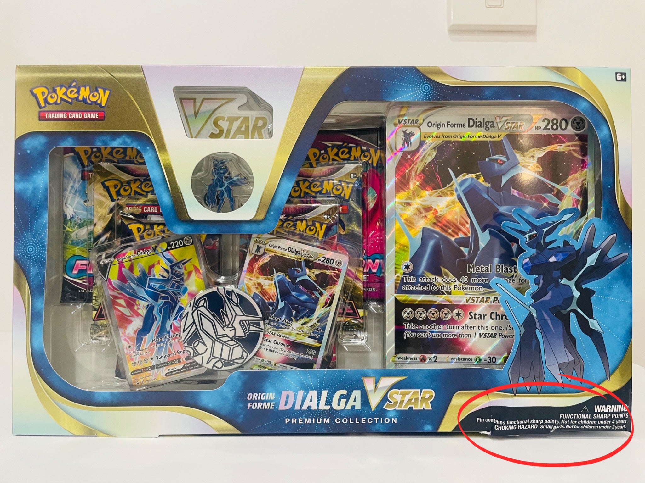 POKÉMON TCG Diagla Origin Forme VSTAR Premium Collection (DAMAGED)